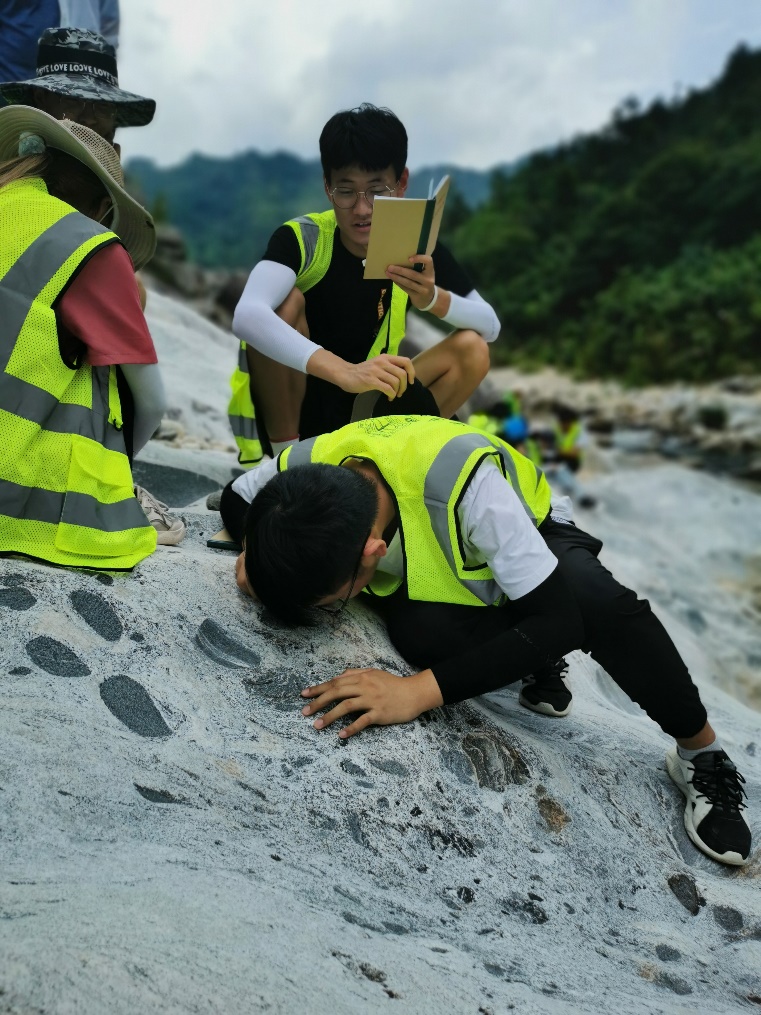 威廉希尔